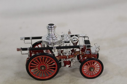 American Fire Engine Classics Limited Edition Die-Cast Series 1:43 Scale - Picture 8 of 10