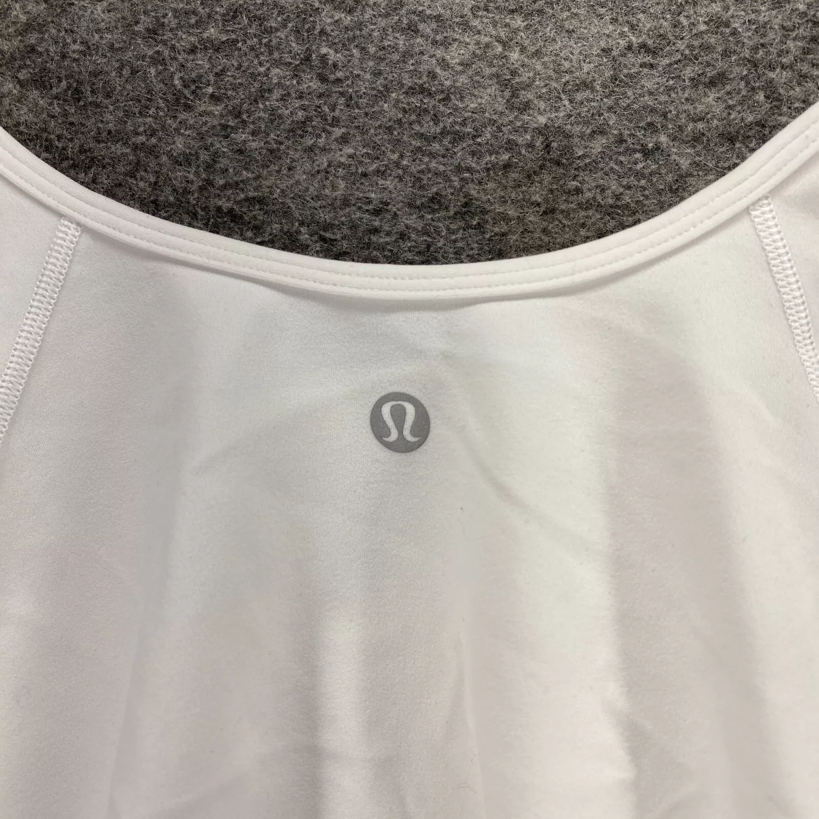 lululemon activewear cropped long sleeve v-neck slim 