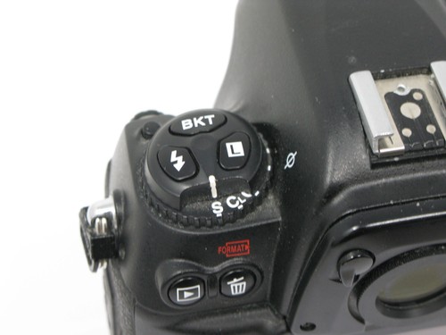 Nikon D2X 12,4 megapixel fotocamera reflex digitale solo corpo - scatola (33.488 scatti) - Foto 7 di 10
