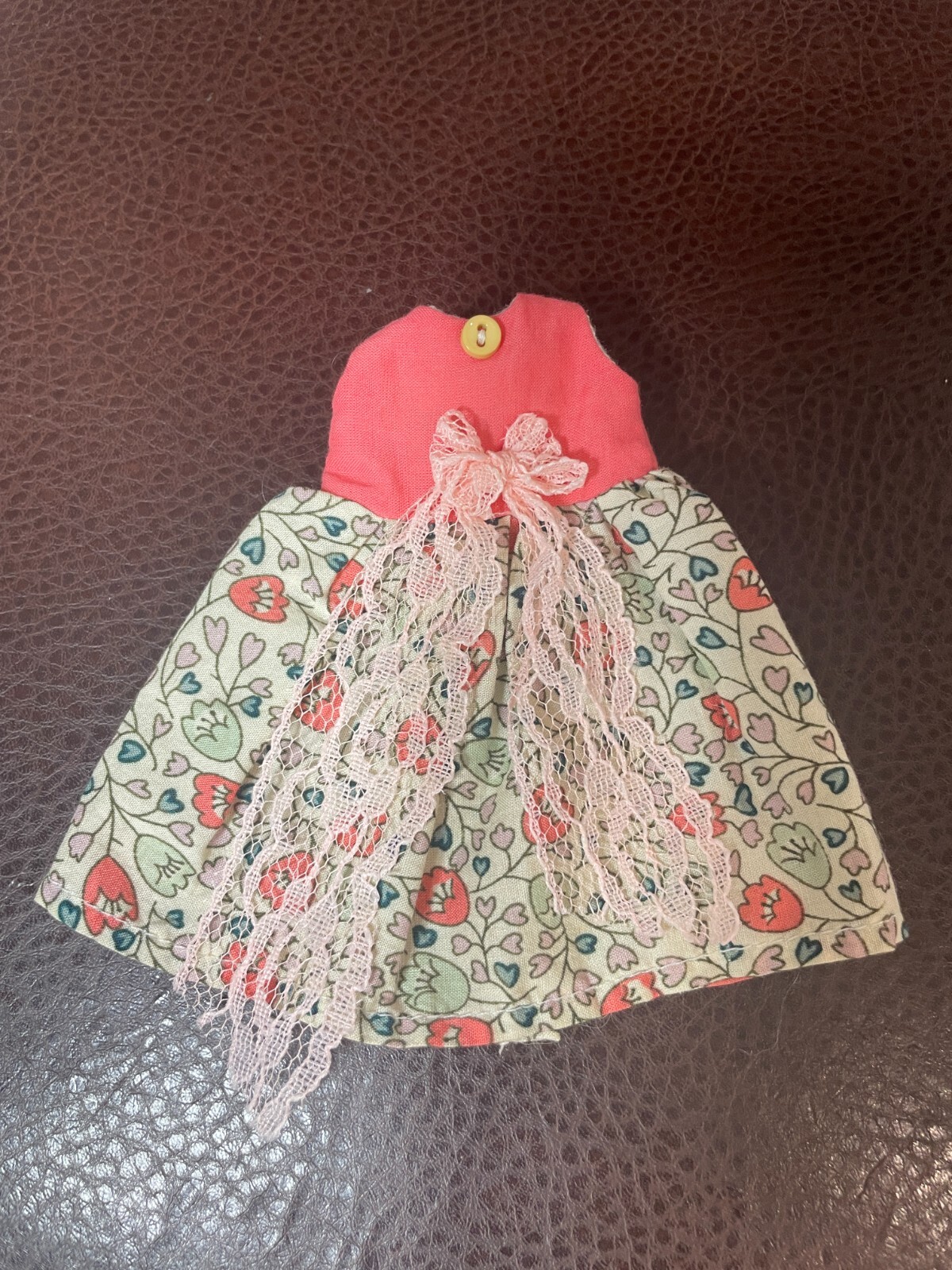 BLYTHE DOLL DRESS - Spring Fresh Style! Pretty Coral and Flo