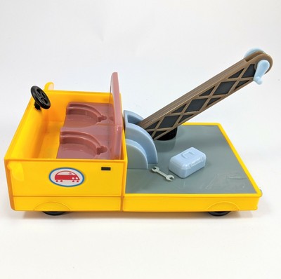peppa pig little tow truck