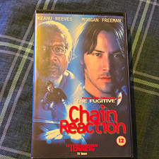 Chain Reaction (VHS, 1996) Keanu Reeves, Morgan Freeman - MINT Case and Tape.