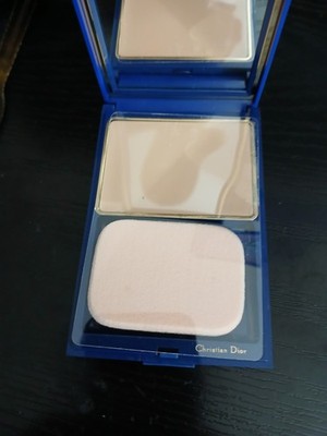 Christian Dior Diorlift Smoothing anti fatigue Compact foundation # 100 Ivory