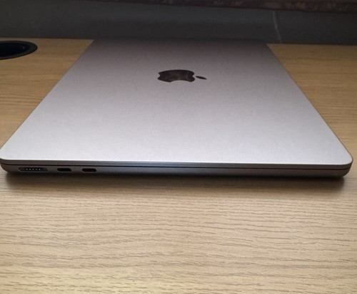 MacBook Air M2 – 8GB RAM / 256GB SSD – Excellent Condition - Picture 5 of 13