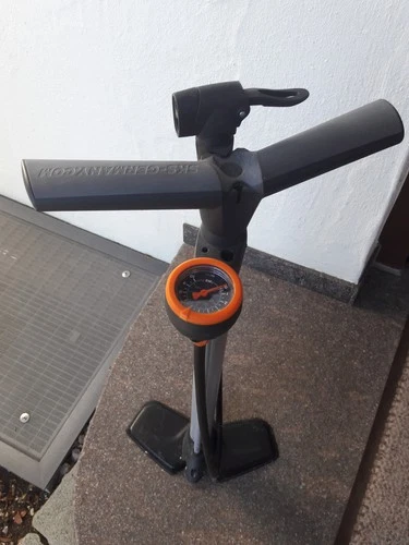 SKS Fahrrad Standpumpe mit Manometer