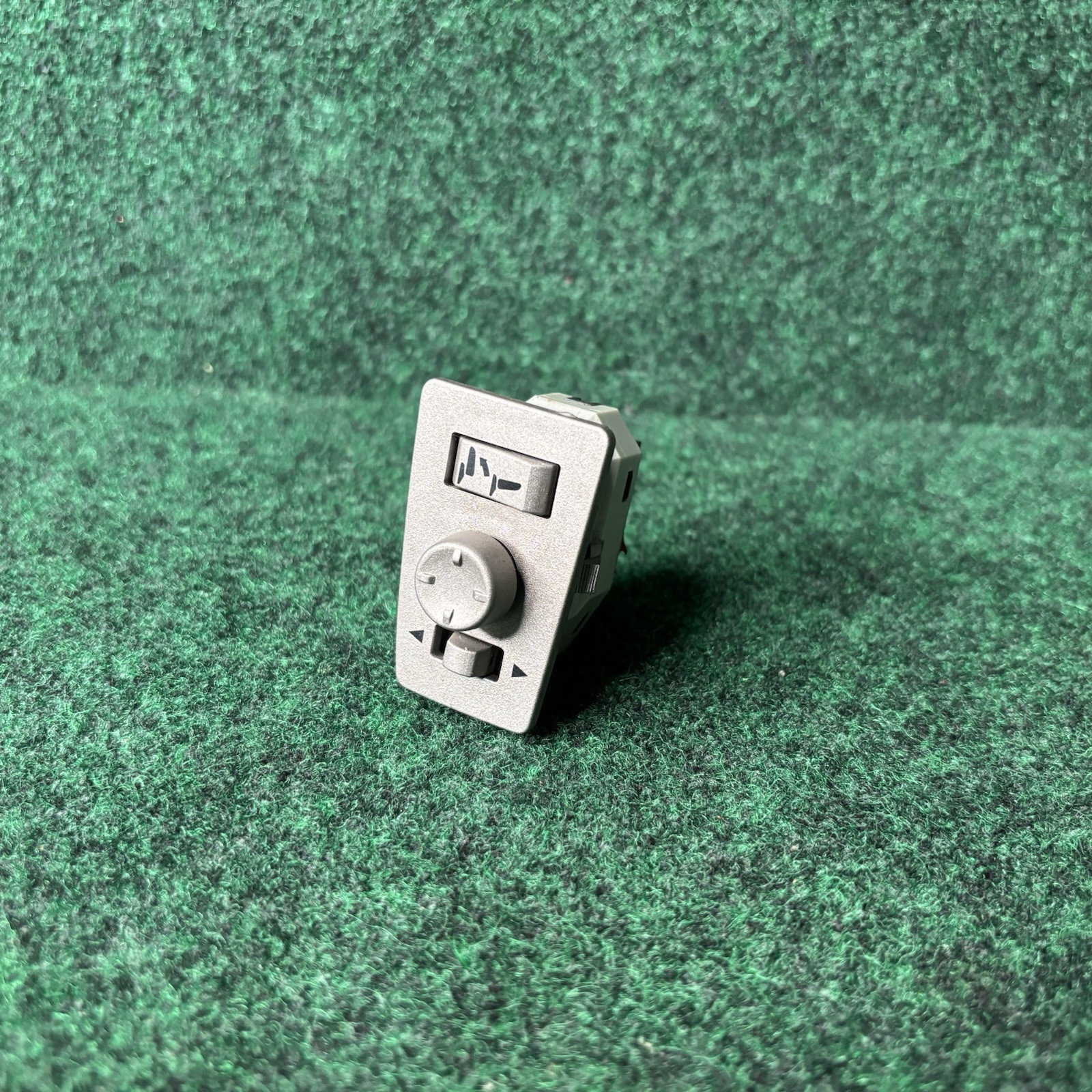 ✅ 2003 - 2006 Lincoln Navigator Driver Door Power Mirror Control Switch Knob OEM