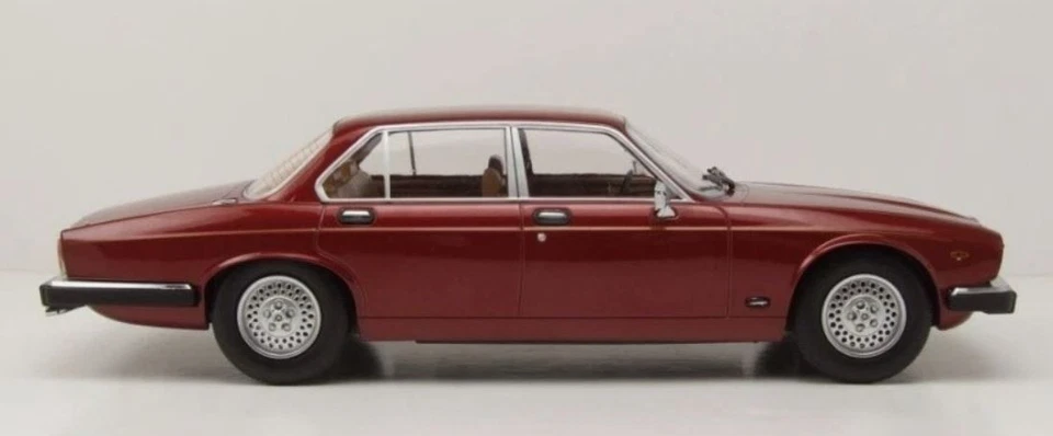 MODELCAR, JAGUAR XJ serie III 1979 Rosso scuro, 1/18,  MOD18176 - Immagine 4 di 4