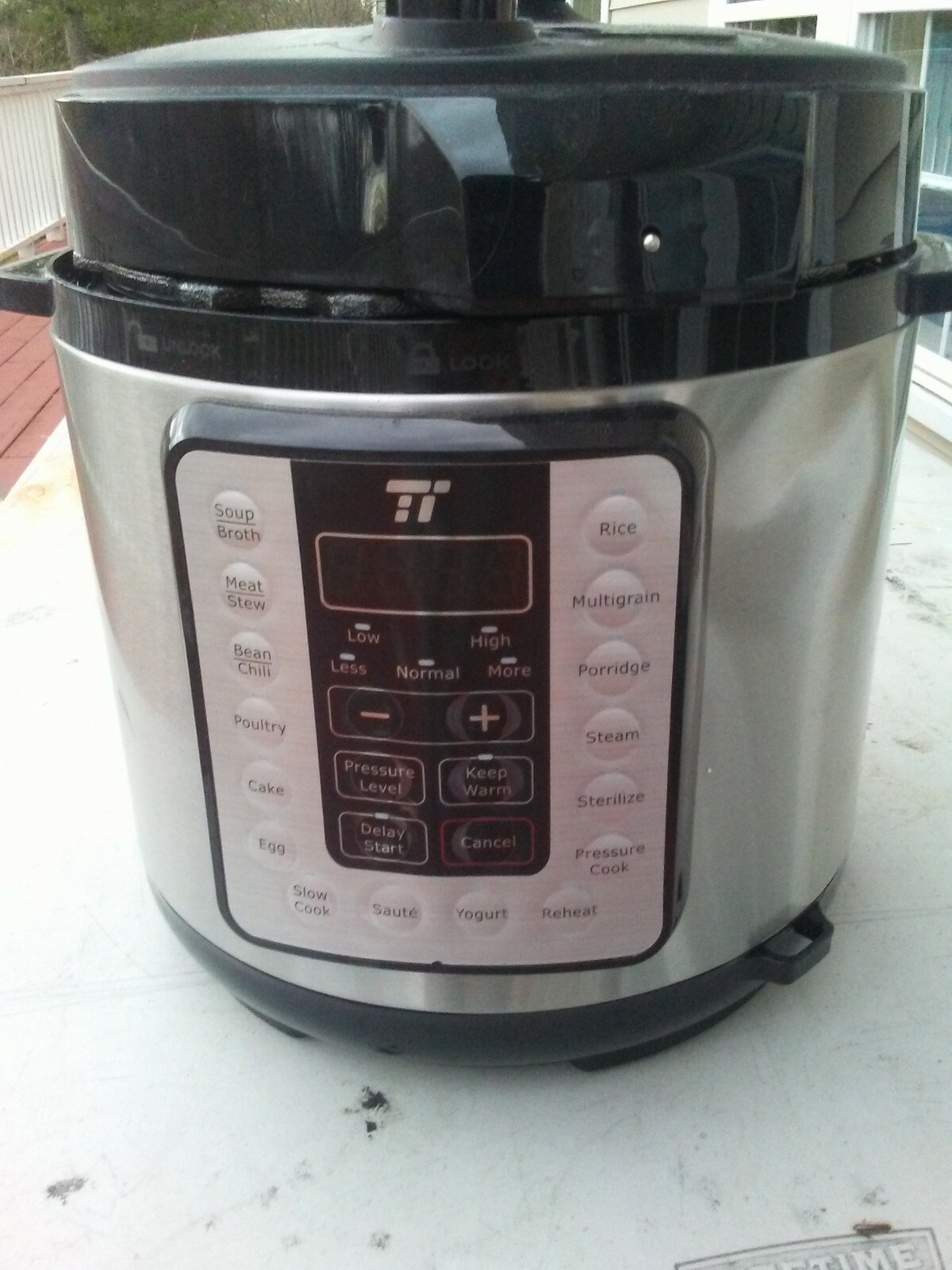 6-quart/stainless Steel Pot