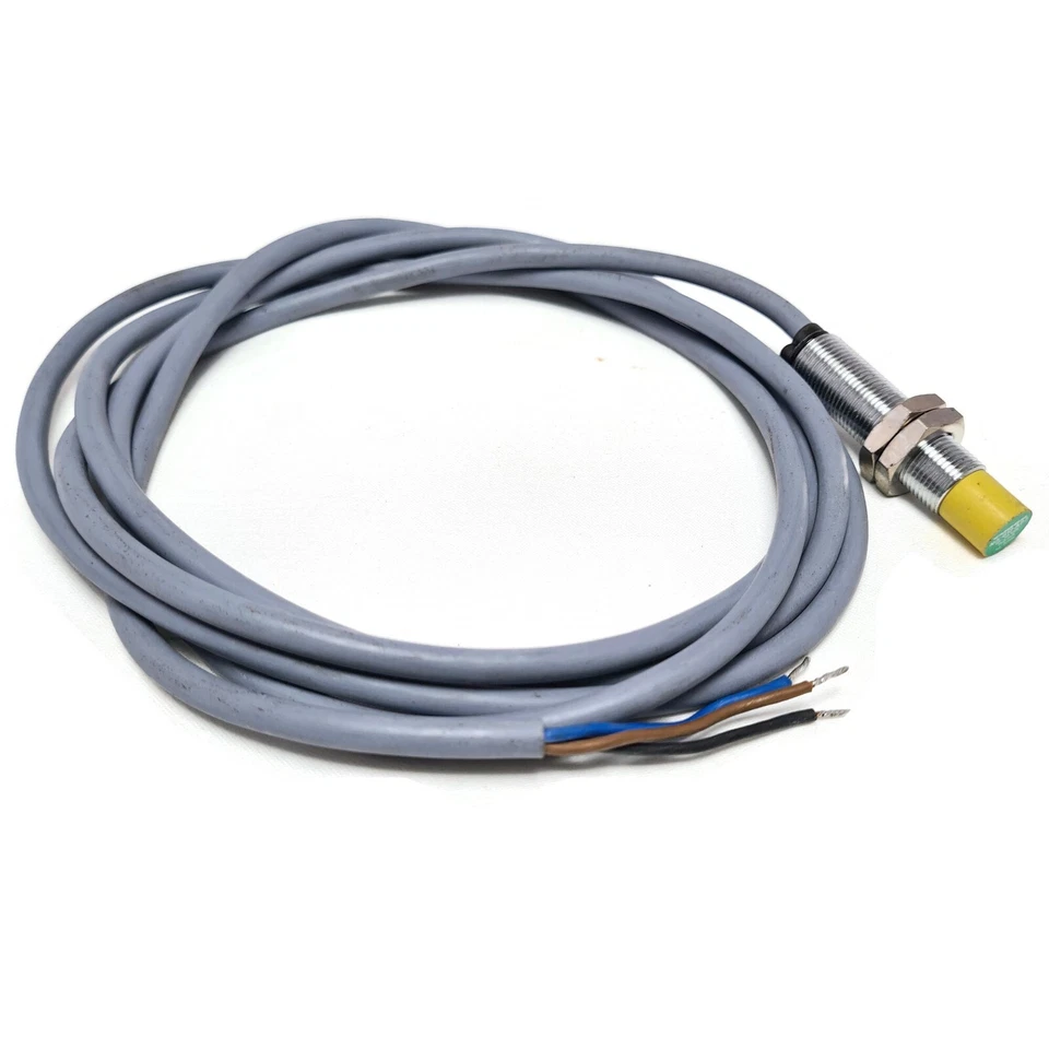 Lot of 5 Turck Inductive Sensor. 3 Wire. Type Ni5-G12-AP7. 10~30 VDC 5mm - Image 2 of 4