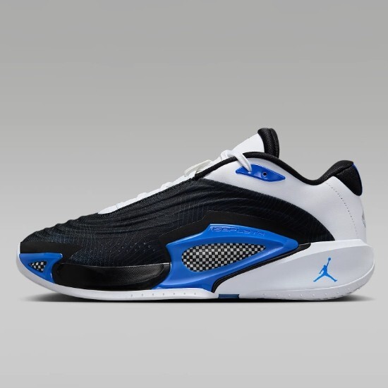 Баскетбольные кроссовки Nike Jordan Luka 3 PF Белый/черный (FQ1285-003) Доставлены в кратчайшие сроки