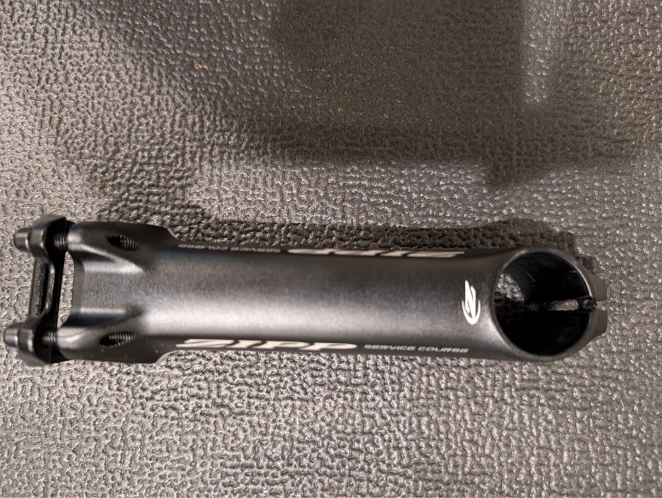 Zipp Service Course Stem 28.6mm 6deg 130mm 1.25’’ Black 1-1/8’’ - Image 3 of 4