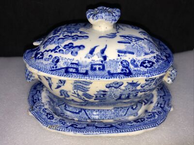 RARE 19C Blue Willow small 3-pc soup tureen, lid