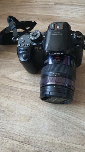 Panasonic compact hybride LUMIX DMC-GH4 + 12-35 mm f/2.8 OIS noir