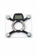 NEW Glass Digital Bathroom Scale LCD   Ready to Use Battery Included FREE SHIP