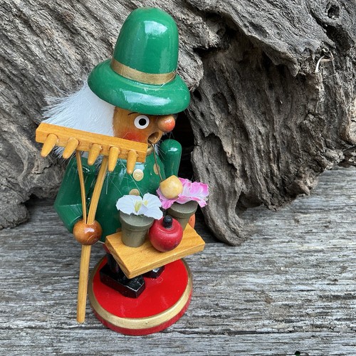 Kurt Adler Wood Gardener Steinbach Incense Smoker Burner Nutcracker Christmas - Picture 11 of 12