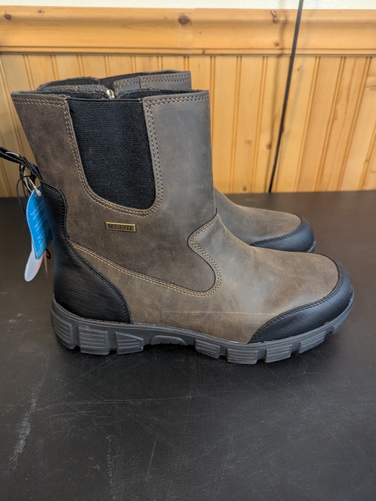 Ozark Trail Men's Brown Size 10 Winter Boots for Cold Weather