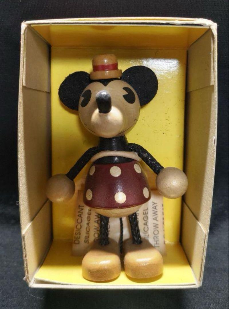 Young Epoch Disney Mickey Minnie Pluto Donald Wooden Doll Figure