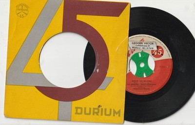 SANREMO-54-FLO SANDON'S-BRUNO ROSETTANI HATTE EINEN LATZ+MARIA CRISTINA 45 ITALY