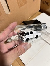 Modelo 1 escala 1:64 ISUZU NHR LHD con lona blanco camión modelo coche fundido a presión