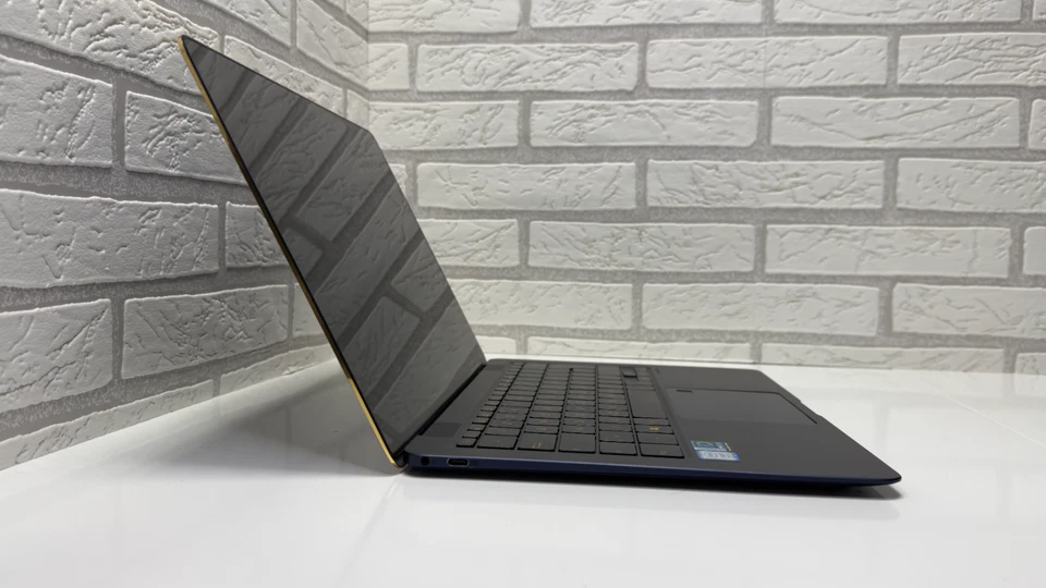 ASUS ZenBook 3 UX3490 | Intel Core i7 | 1TB SSD | 16GB RAM | Windows 11 - Bild 4 von 4