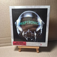 Deeptronica Vince Clarke - Deeptronica 30 Tracks  CD  wooden box , WooA