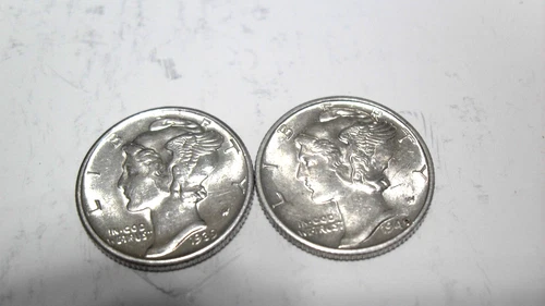 2 Unc. Mercury Dimes 1939-d, 1940-d