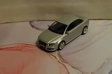 Minichamps Audi RS4 2004 1/43 Silver 16/11