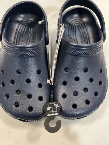 NWT CROCS Classic Unisex Sandals Water Shoes Size J1 Youth 1 Shoes Navy
