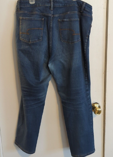 Time And Tru Size 20 straight Jeans - Picture 3 of 3