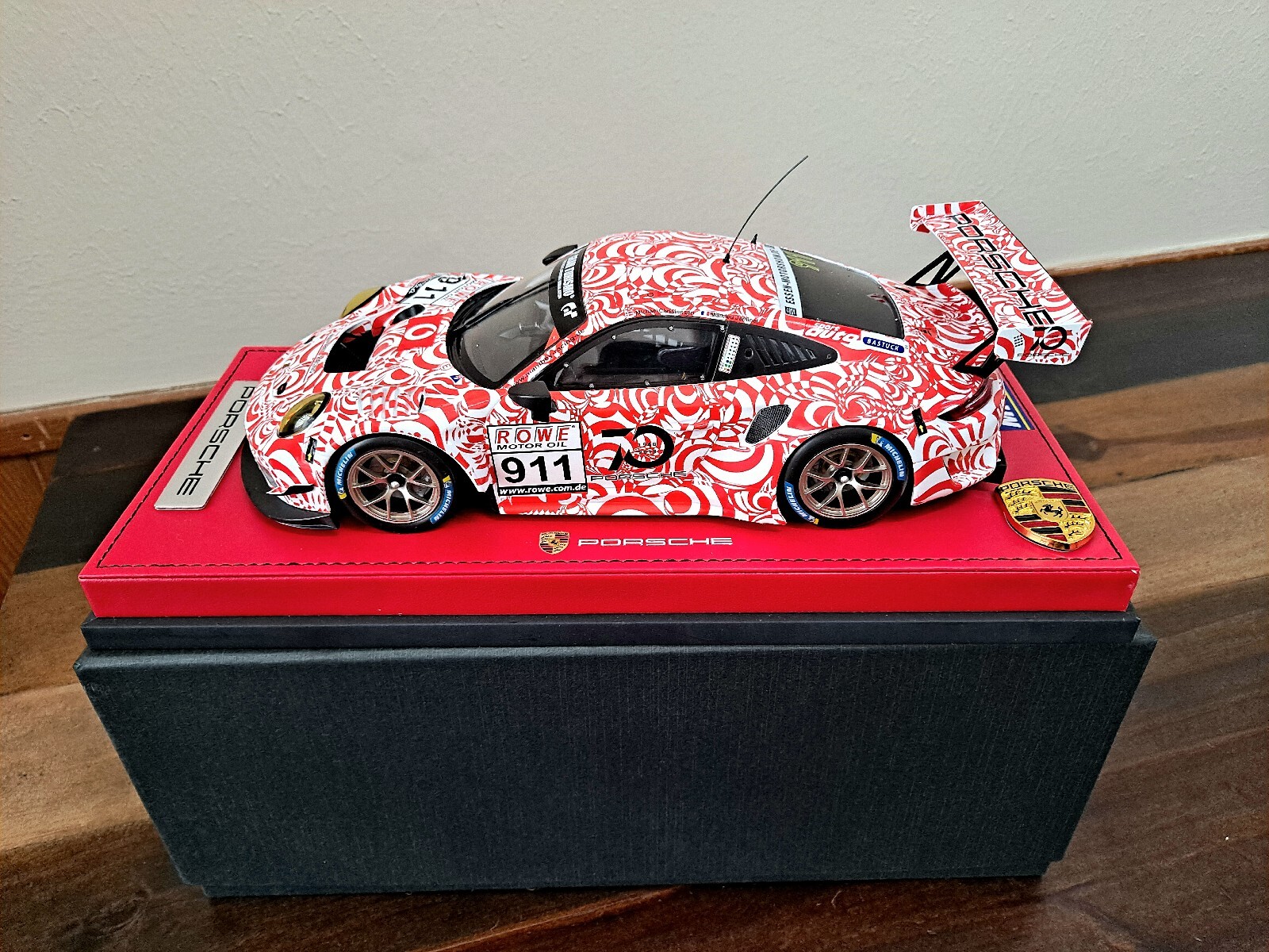 Picture 14 of 23