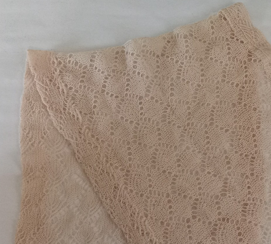 Vintage STRAWBRIDGE & CLOTHIERS Gossamer Silk Wool Chiffon Knit Scarf England