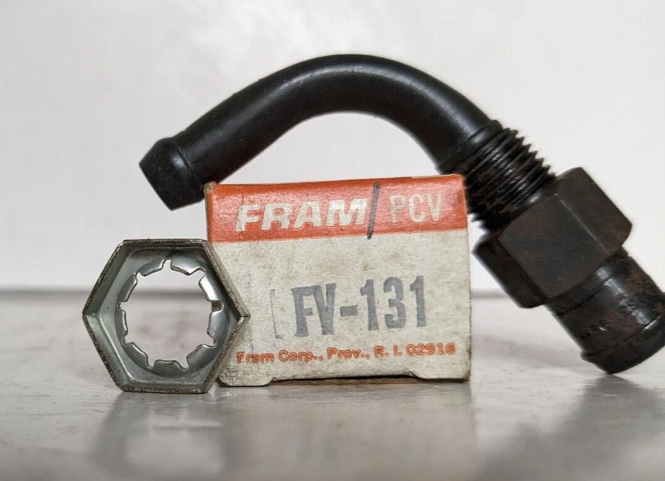 NUEVO 1962-1967 CHRYSLER PLYMOUTH MOPAR V8 PCV VÁLVULA FV-131 MARCO Foto 2 de 4