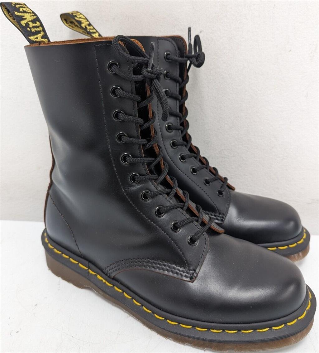 MARTENS 1490 SMOOTH LEATHER BLACK BOOTS, MADE IN ENGLAND, UK8 US9 EU42,  K442