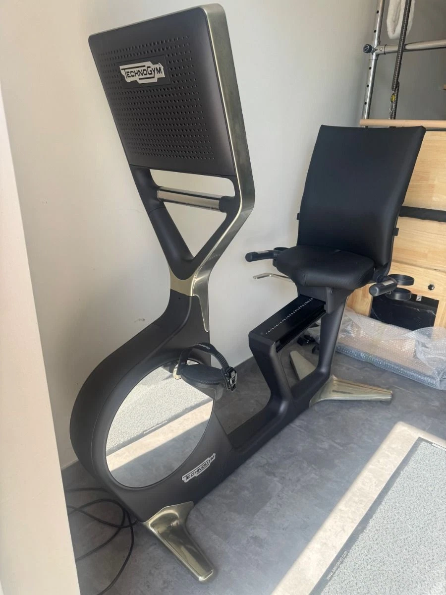 Technogym bike Personal Recline LCD