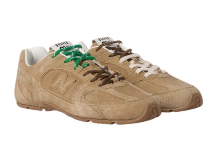 New Balance x Miu Miu 530 SL Suede Sneakers in Ecru | eBay