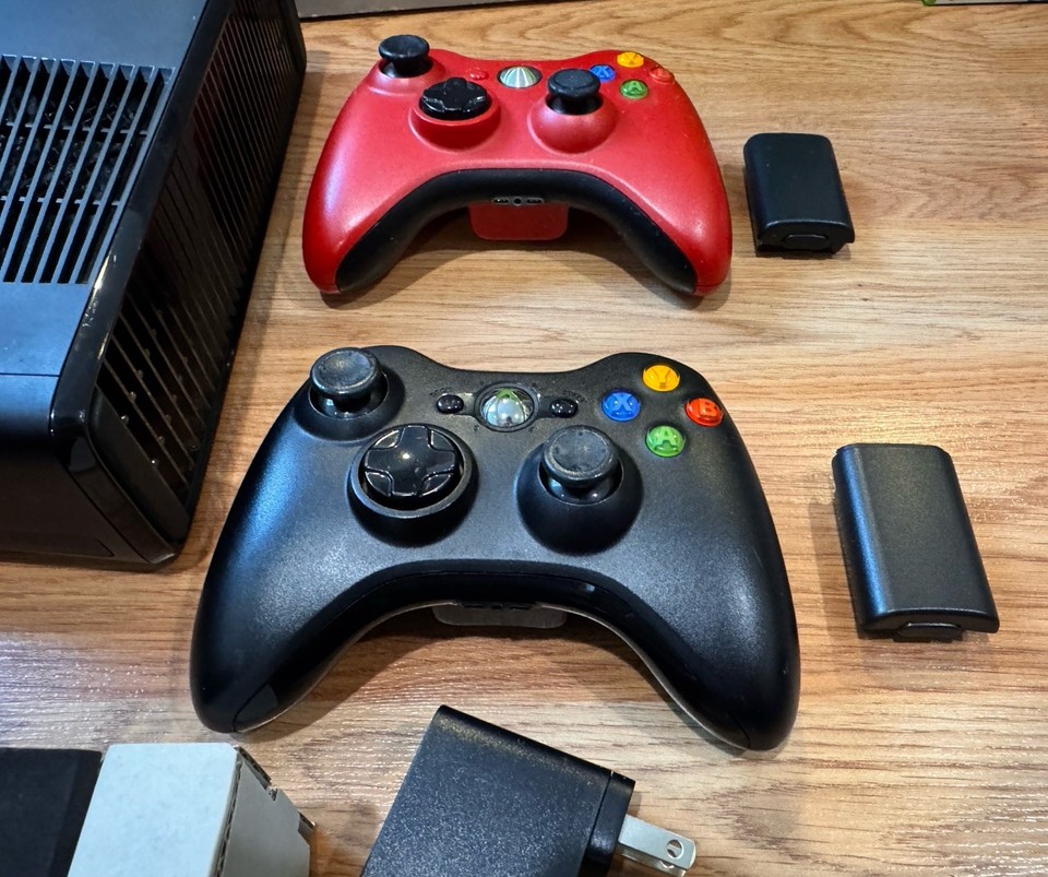 Xbox 360 Slim Console Bundle w/ 24 Games, 2 Controllers, Kinect Sensor ...