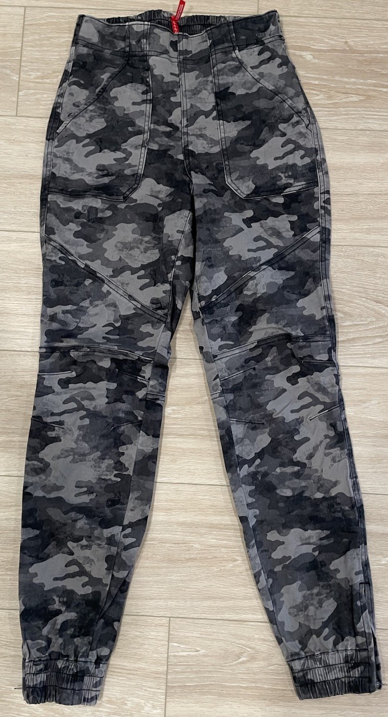 Spanx Pants Women's Size Large S Stretch Twill Cargo Joggers Gray Camo Pull On