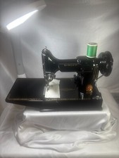 Singer Featherweight Vintage Rare Red S Sewin...
