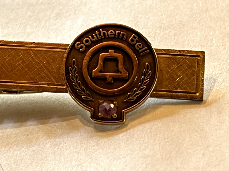 Vintage Southern Bell Tie Clip 1/20 12K Gold Filled w/ Purple Gemstone - Image 2 of 4