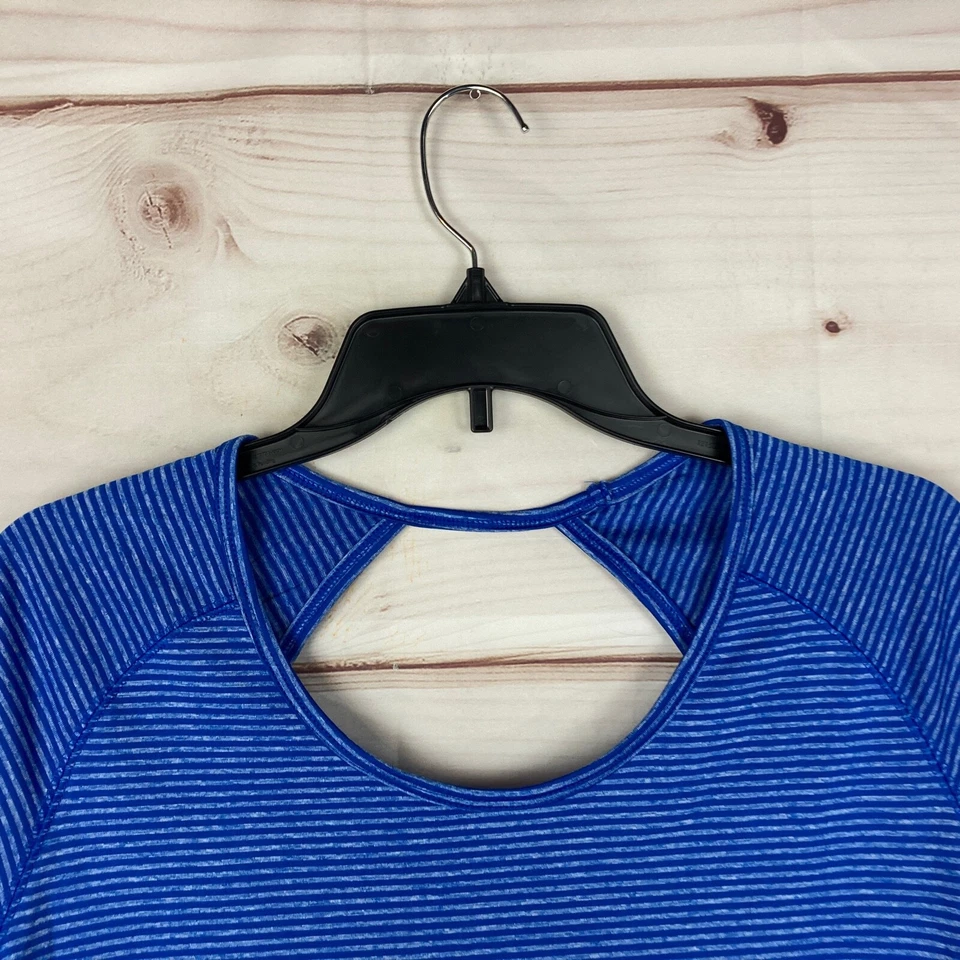 Top C9 Champion para mujer S azul DuoDry manga corta atlético a rayas espalda abierta Foto 2 de 4