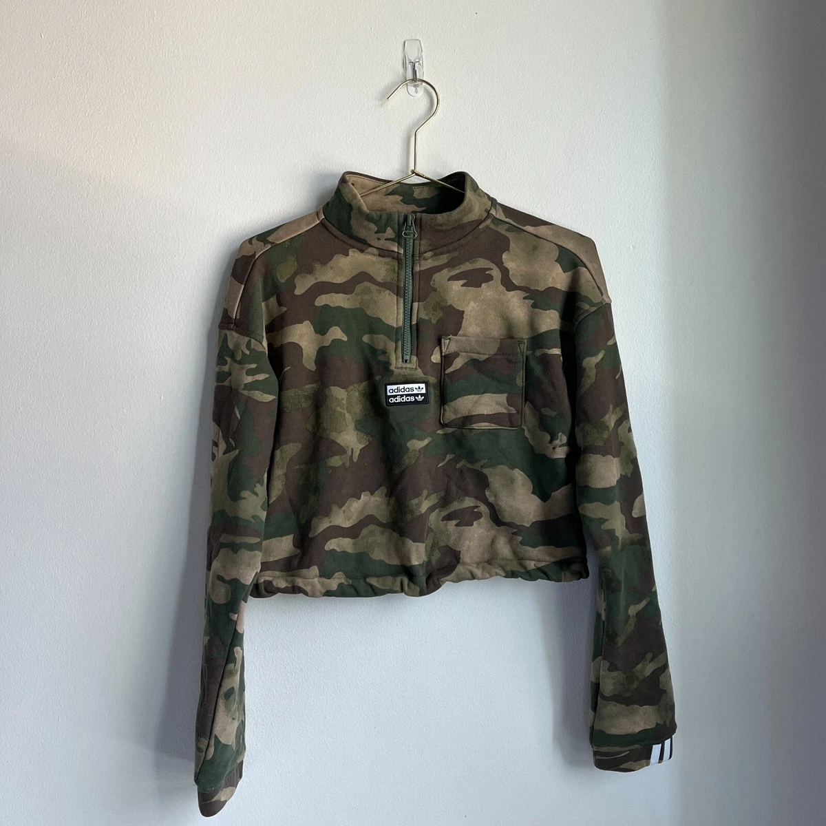 adidas Originals Women s Camo Half Zip Crop Sweatshirt Size SMALL