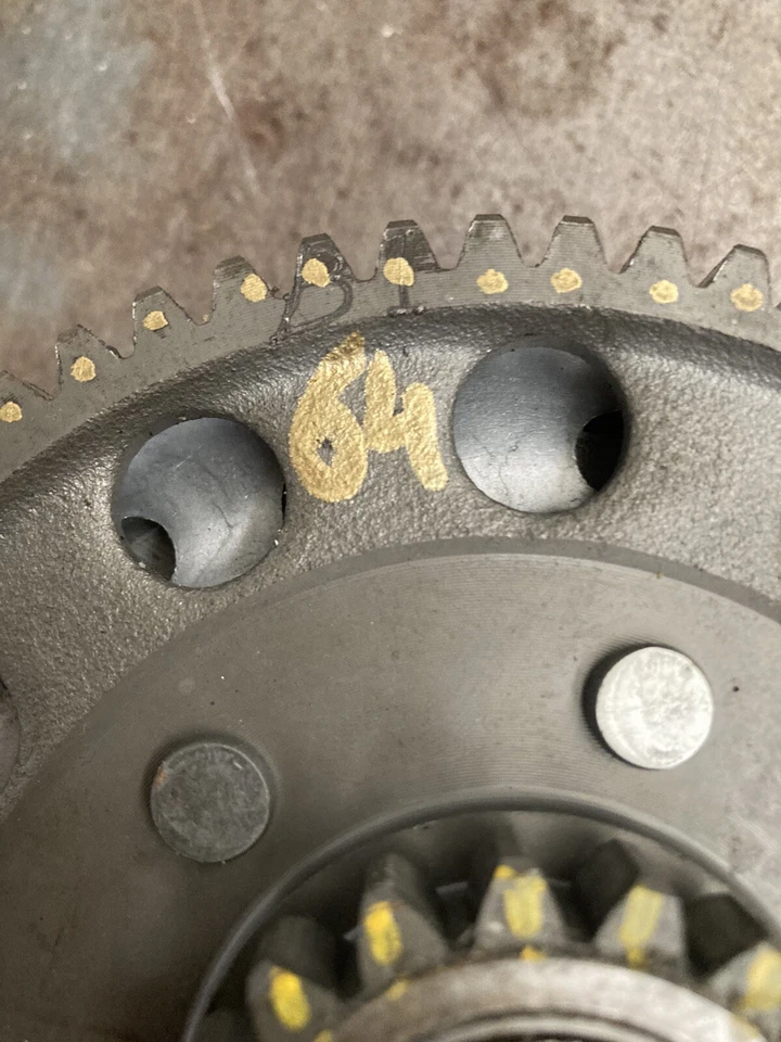 Campana Frizione Yamaha 250 2 Tempi Fine Anni 80 Inizi 90 Foto 4 de 4