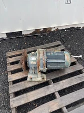 Sumitomo SM-CYLCO HM 3165 A Gear Motor, SM-CYCLO TC-F/FB-8A, 3Ph Induction Motor