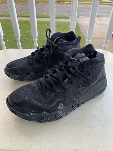 Nike Kyrie 4 Triple Black Blackout 