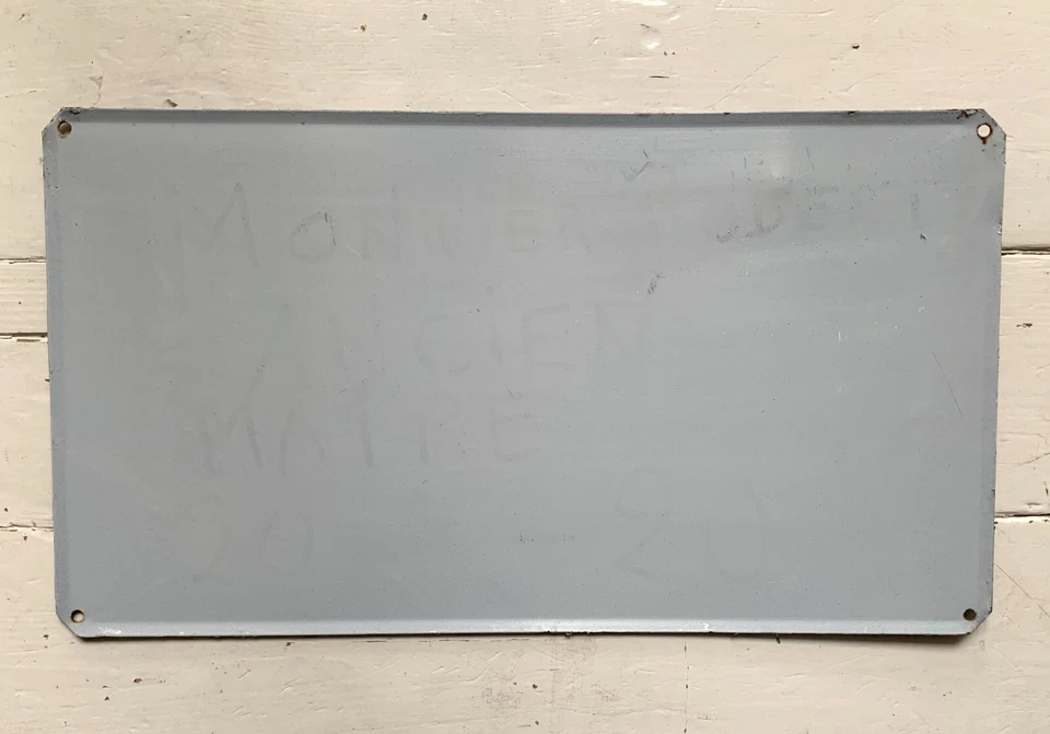 Letrero de carretera/calle francés genuino esmaltado 'Rue Le Guen De La Croix' blanco sobre azul marino Foto 4 de 4