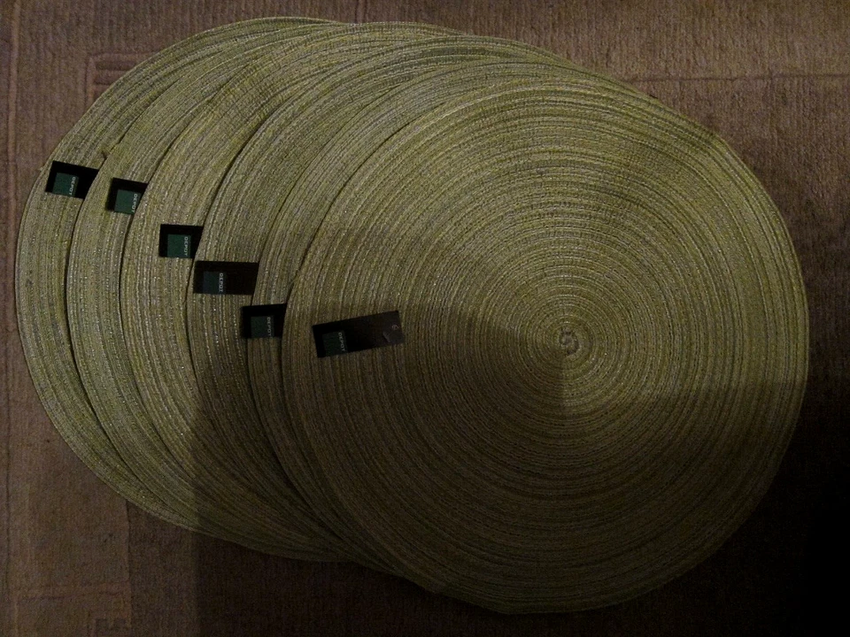 DEPOT 6 Stck Tischsets / Untersetzer "Bambus" rund Textil grasgrün meliert 38 c