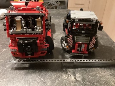 Lego Technic  2 LKWs mit Pneumatik 