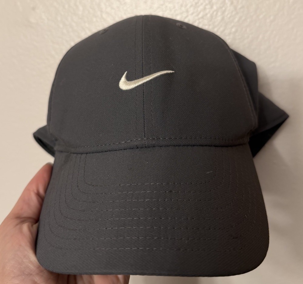 Nike Dry Fit Club Cap Hat Adjustable L/XL Lightweight Gray