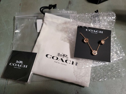 COACH - Open Circle Necklace \u0026 Tea Rose 