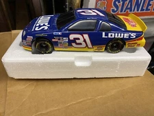 Action Racing Collectables Mike Skinner #31 Lowe’s Bank 1 Of 3500